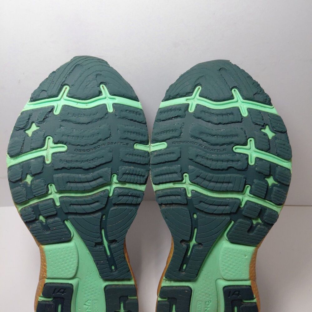 Brooks Ghost 14 Run Lucky St. Patrick's Day Women's Size 7B Green Shamrock - Picture 10 of 10